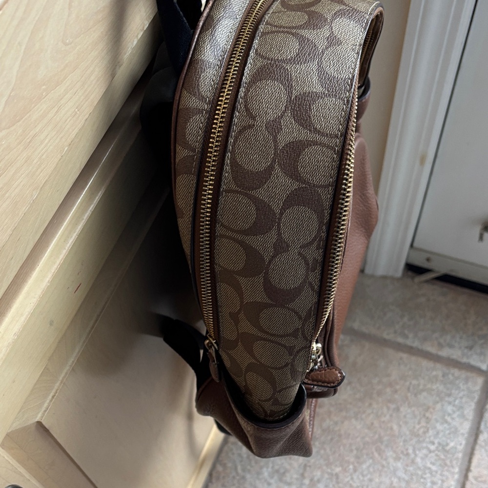 Coach Signature Brown Leather Backpack-5671 - Picture 2 of 13
